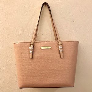 [SOLD] Authentic MK Jet Set Travel Carryall Tote